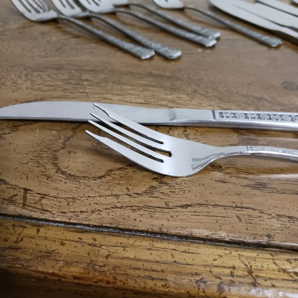 Interpur Flatware Forks And  Knives Fleur Handle Cutlery Dozen 12